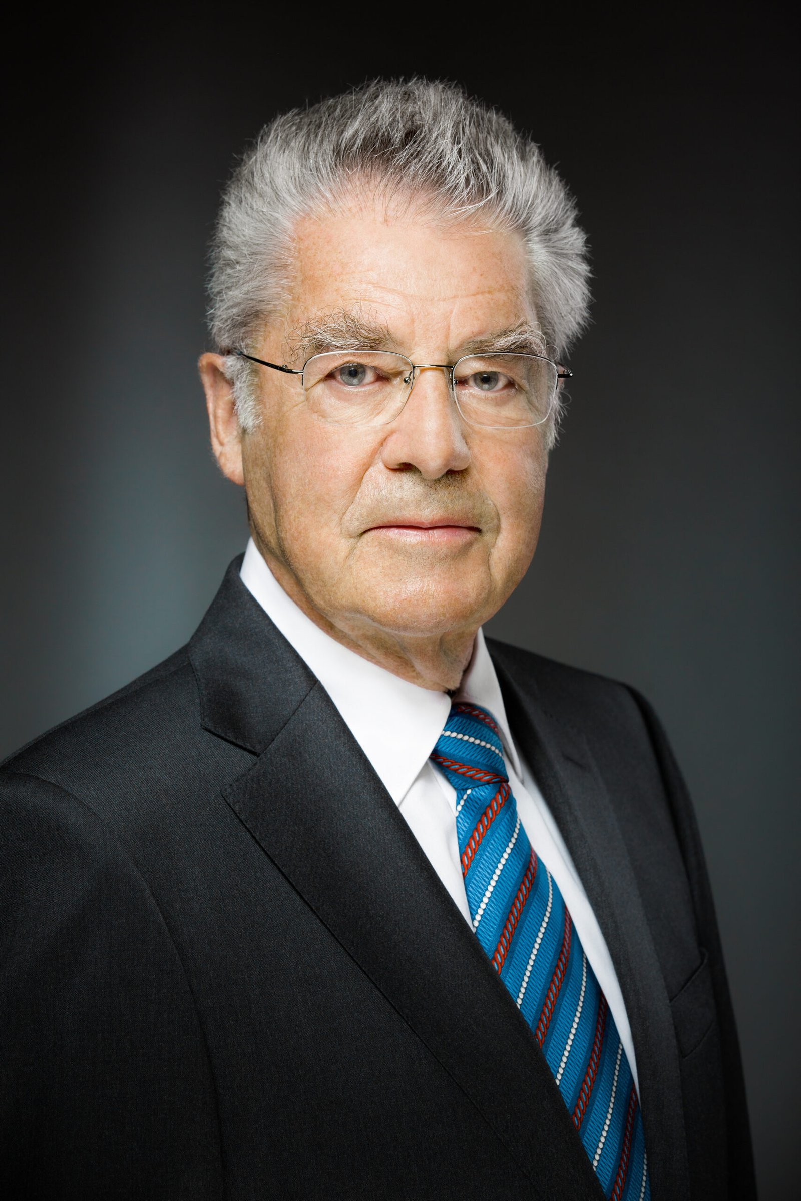 Dr. Heinz Fischer.